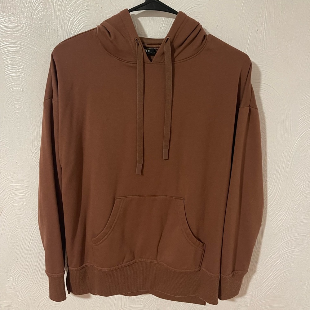 Brown sweat outfit